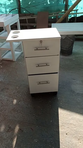 Cajonero Manicure R2