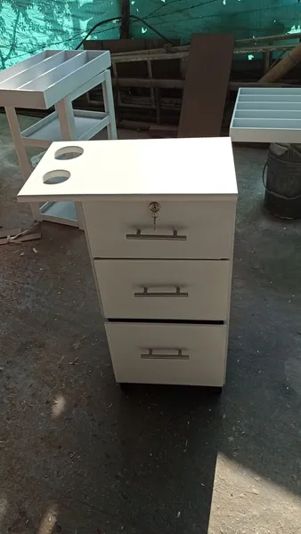 Cajonero Manicure R2